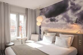 Le Grand Balcon