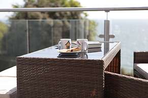 Luccombe Hall Hotel