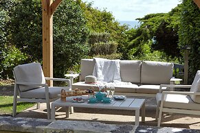 Luccombe Hall Hotel