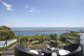 Luccombe Hall Hotel
