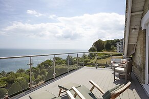 Luccombe Hall Hotel