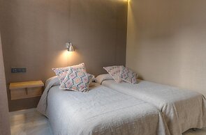 Los Patios Hotel