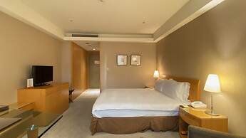 Monarch Plaza Hotel