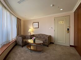 Monarch Plaza Hotel