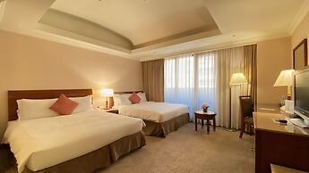 Monarch Plaza Hotel