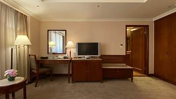Monarch Plaza Hotel