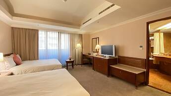 Monarch Plaza Hotel