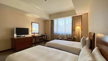 Monarch Plaza Hotel