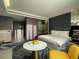 Monarch Plaza Hotel