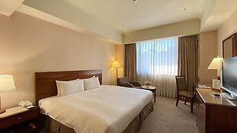Monarch Plaza Hotel