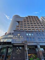 Monarch Plaza Hotel