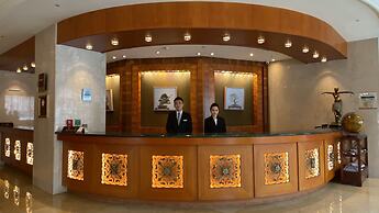 Monarch Plaza Hotel