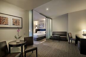 Causeway 353 Hotel
