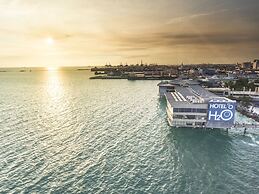 Hotel H2O