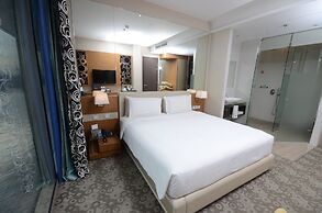 Hotel H2O