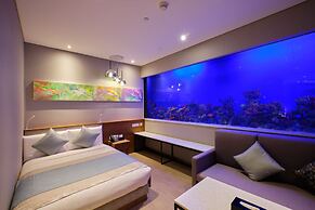 Hotel H2O