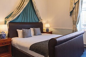 The Royal Hotel