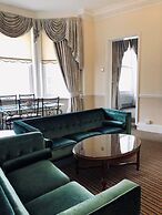 The Royal Hotel