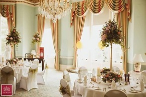 The Royal Hotel