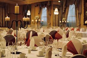 The Royal Hotel