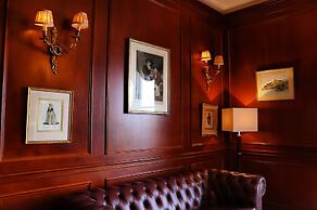 The Royal Hotel