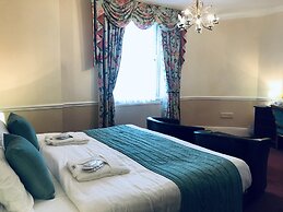 The Royal Hotel
