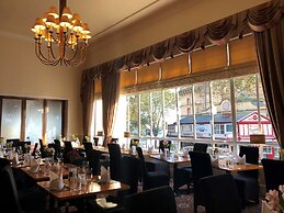 The Royal Hotel