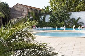 Le Domaine du Mas Blanc by Popinns