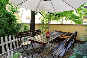 Station Aparthotel