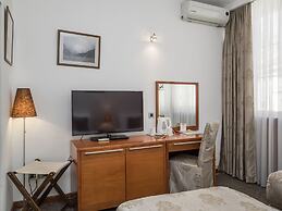 Garni Hotel Le Petit Piaf