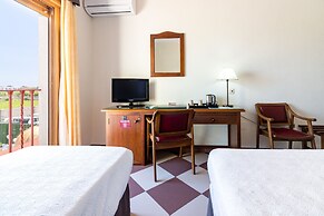 Hotel Avenida Tropical