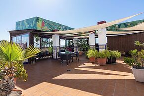 Hotel Avenida Tropical