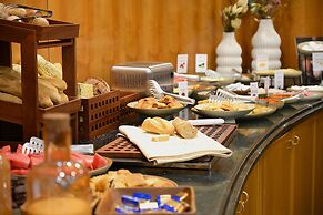 Hotel Karpos