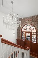 Victorian Hotel