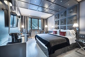 Hotel Val De Neu