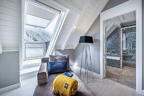 Hotel Val De Neu