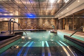 Hotel Val De Neu