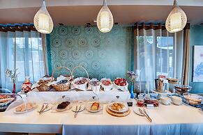 Alexis Hotel