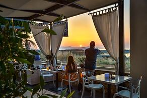 Alexis Hotel