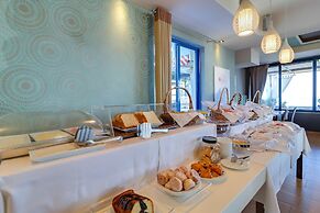 Alexis Hotel