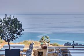 Alexis Hotel