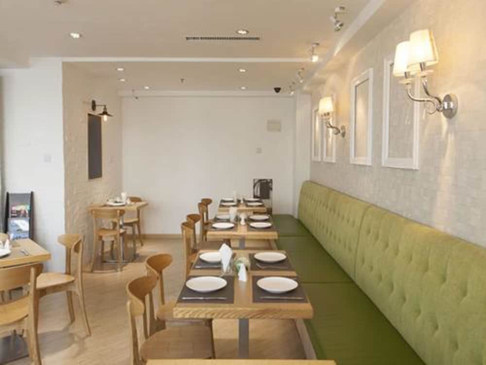Kingtown Hotel Hongqiao