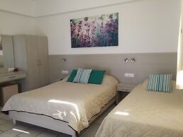 Brothers Hotel