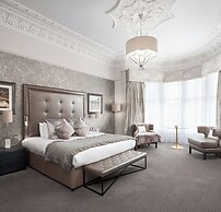 Number 10 Hotel
