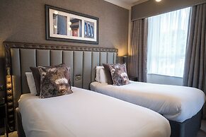 Number 10 Hotel