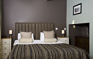 Royal Hotel