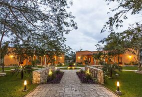 Hacienda Santa Cruz
