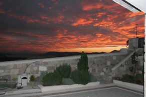 Leventis Art Suites