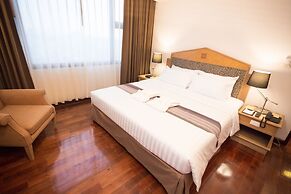 Grand Tower Inn Rama VI Hotel