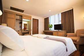 Grand Tower Inn Rama VI Hotel